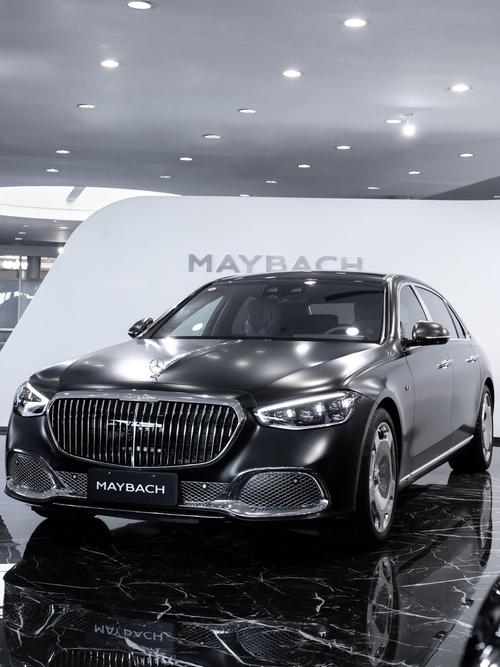 东莞东坑镇雷恒庆企业管理咨询岚图汽车的售后服务让用户无忧出行，迈巴赫未来的豪华车趋势